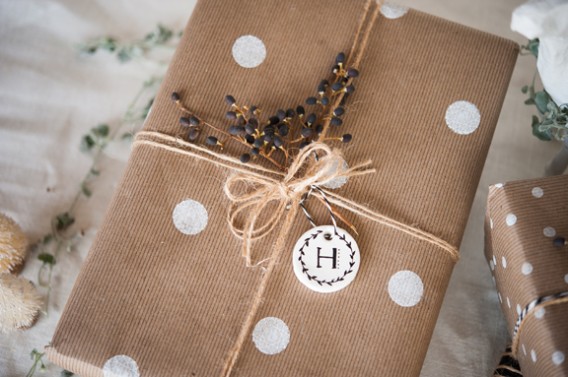 christmas packaging via kelly murray // weekly loves @ little bit heart