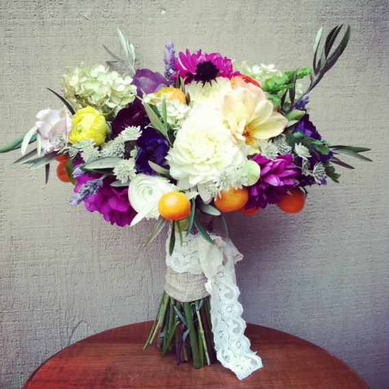 bouquet wedding tip via lovely little details // weekly loves @ little bit heart